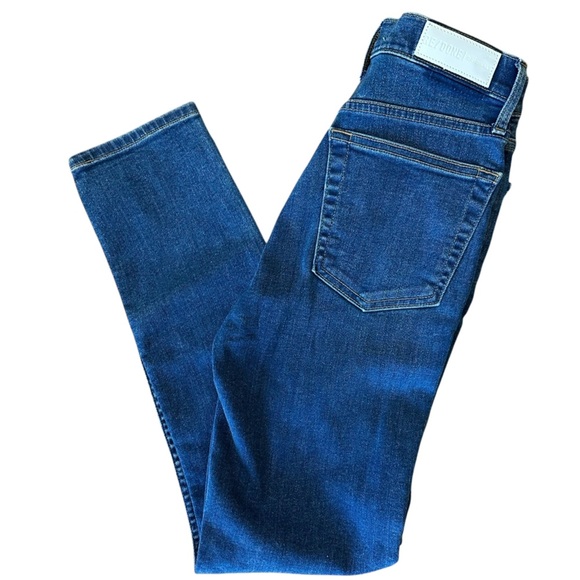 RE/DONE NWOT Straight Leg Original Sz 26 Sample Button Fly - Picture 2 of 8